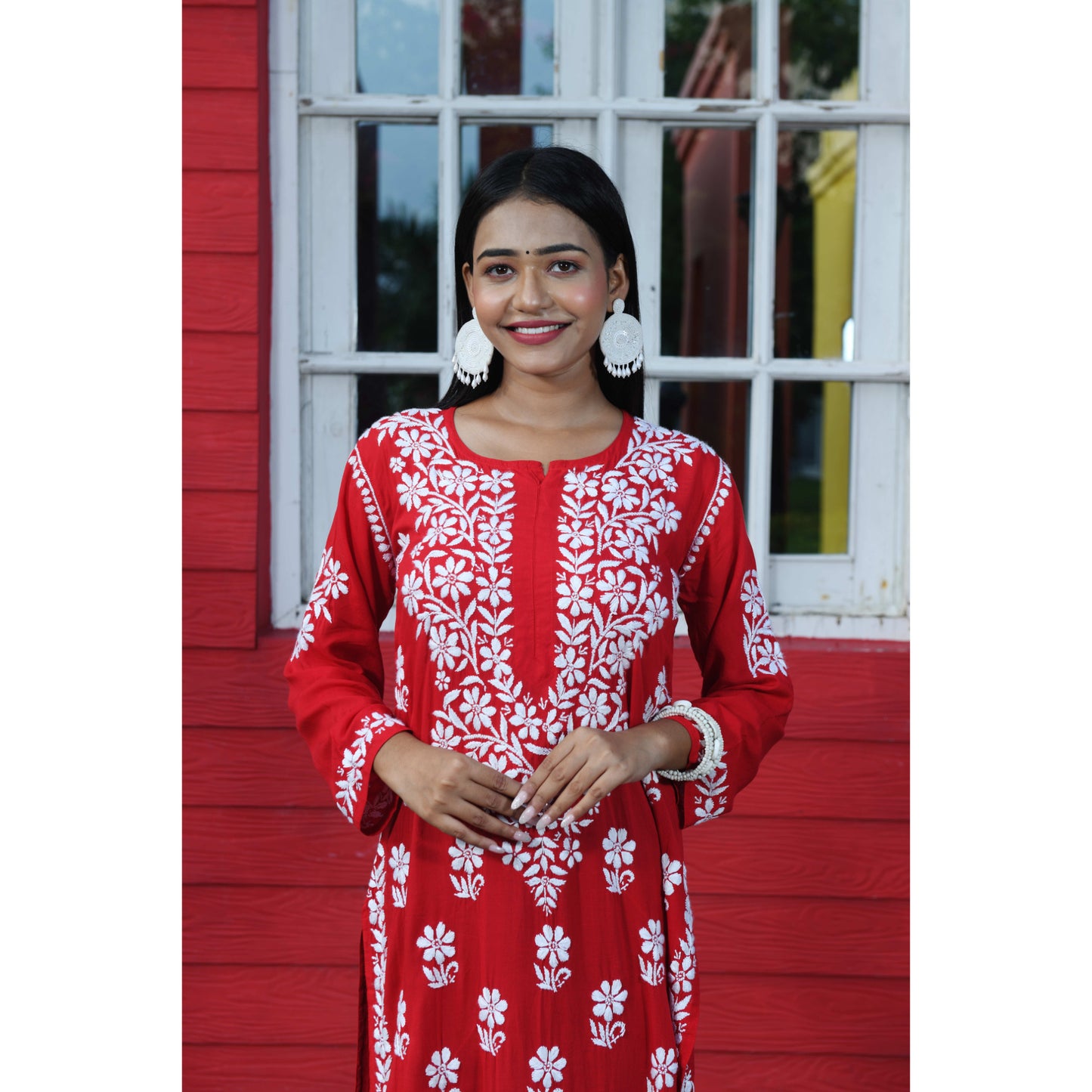 Modal Yasmin Chikankari Kurta