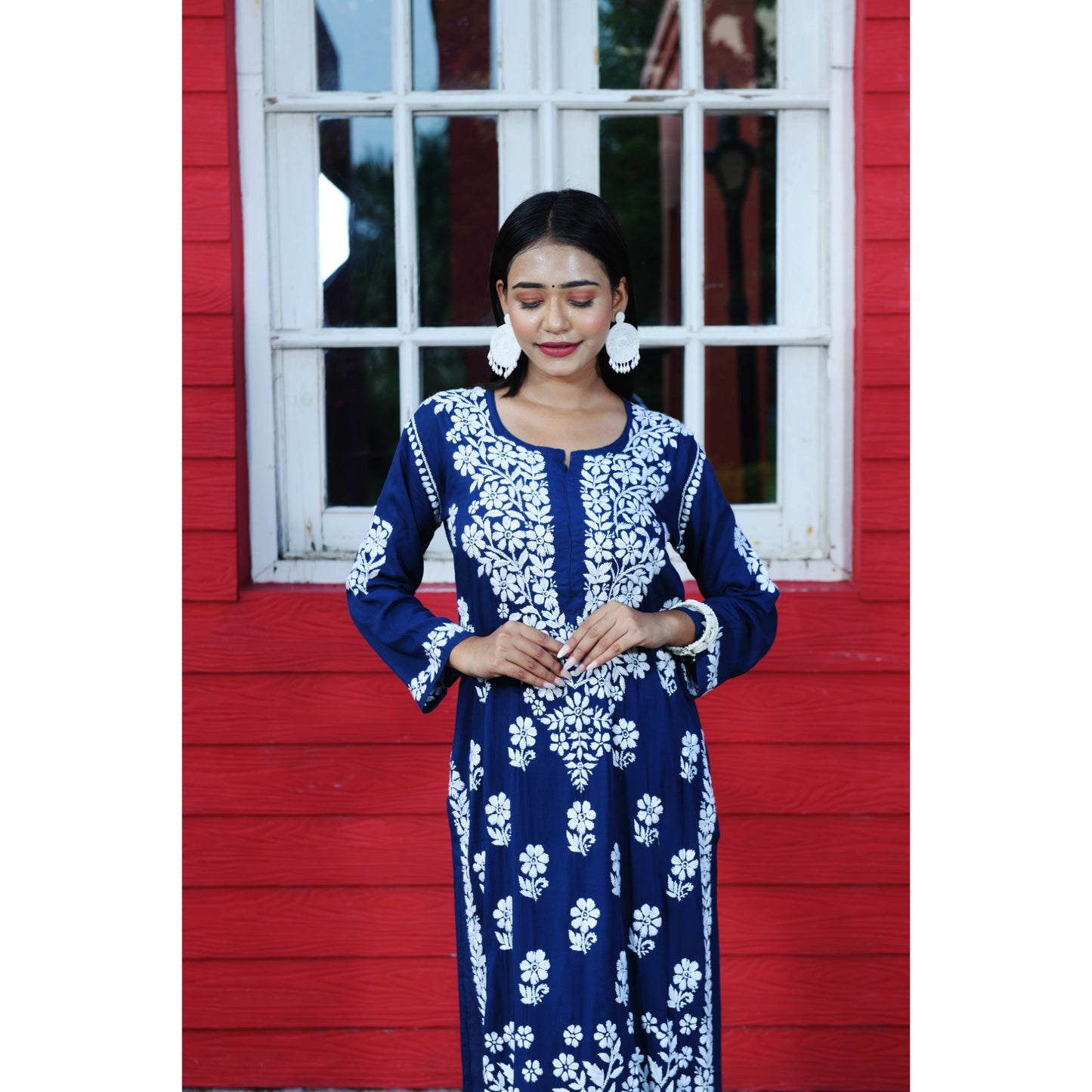 Modal Yasmin Chikankari Kurta