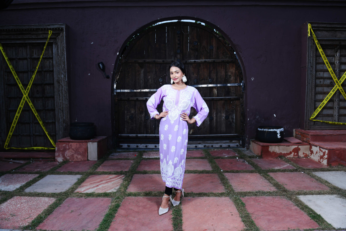 Modal Aisha Chikankari Kurta