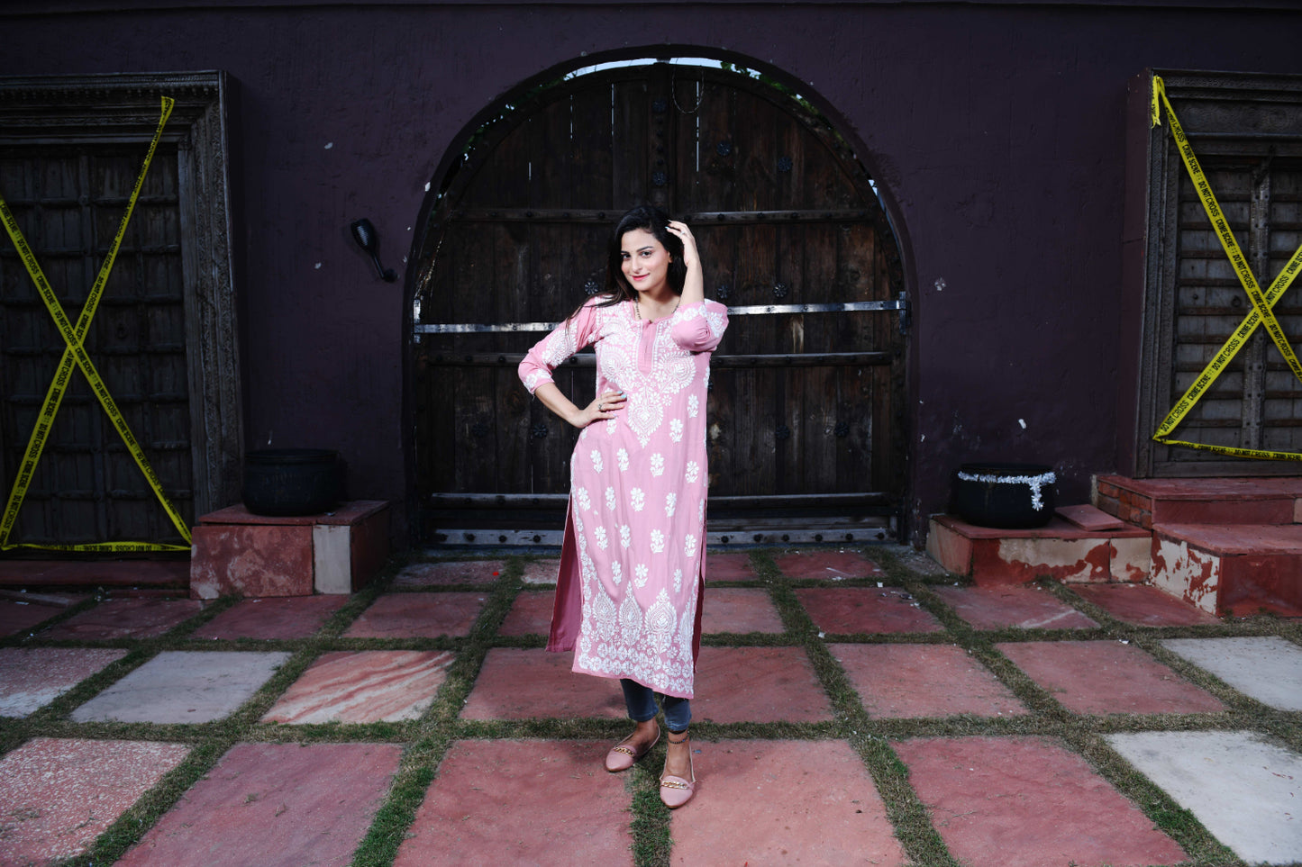 Modal Aisha Chikankari Kurta