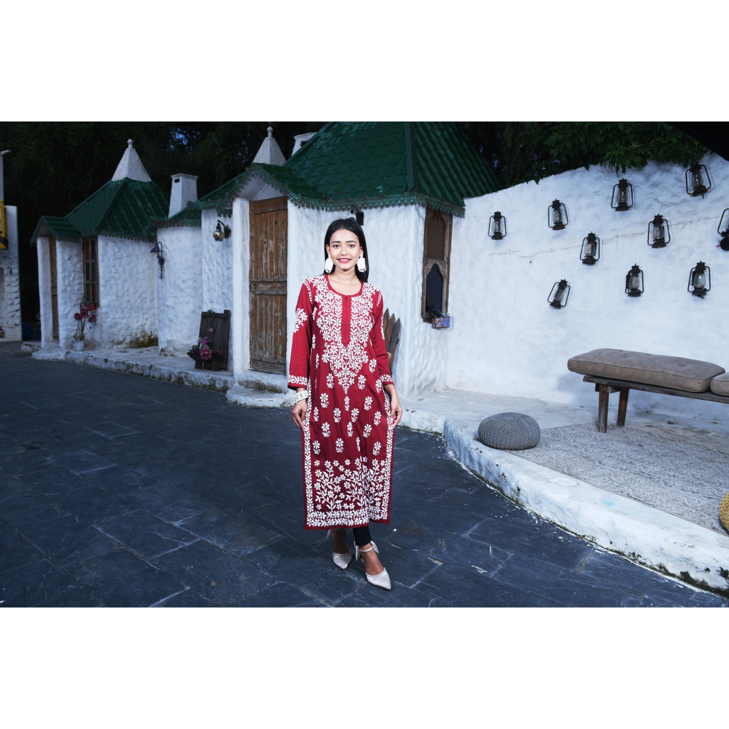 Modal Yasmin Chikankari Kurta