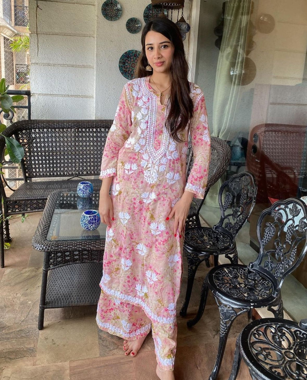 chikankari mulmul kurta