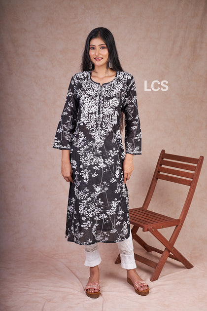 mulmul chikankari kurti