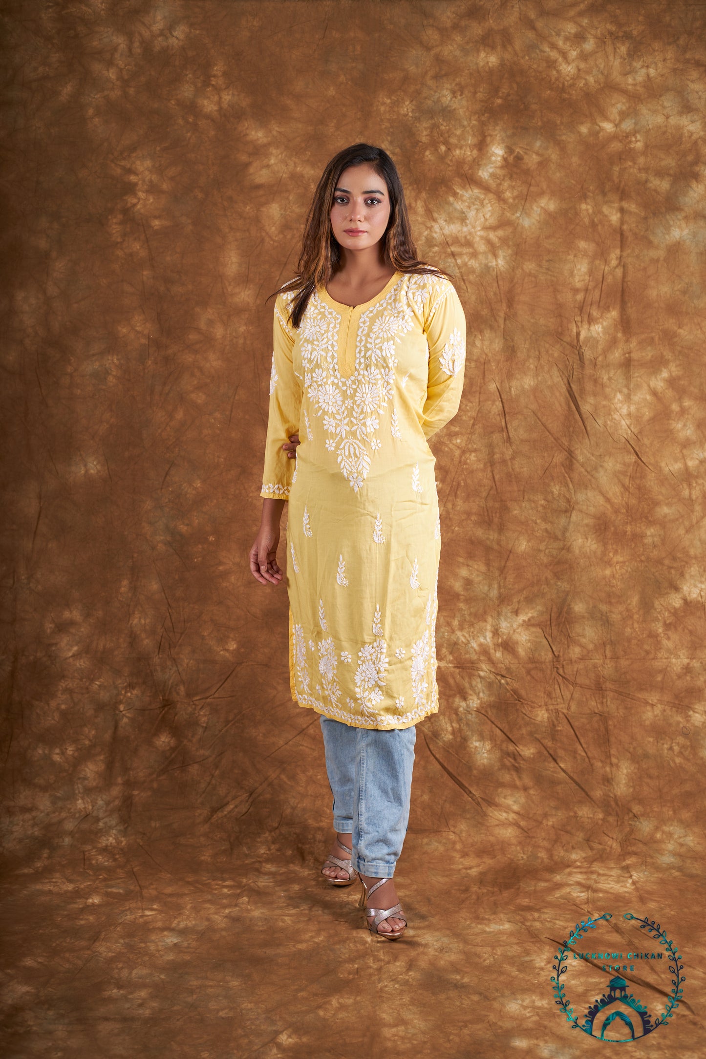 Modal Mahira Kurta