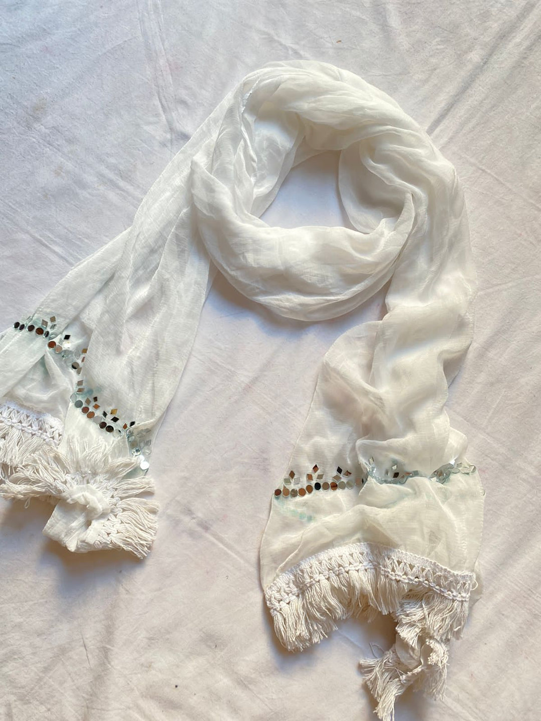 lucknowi chikan dupatta