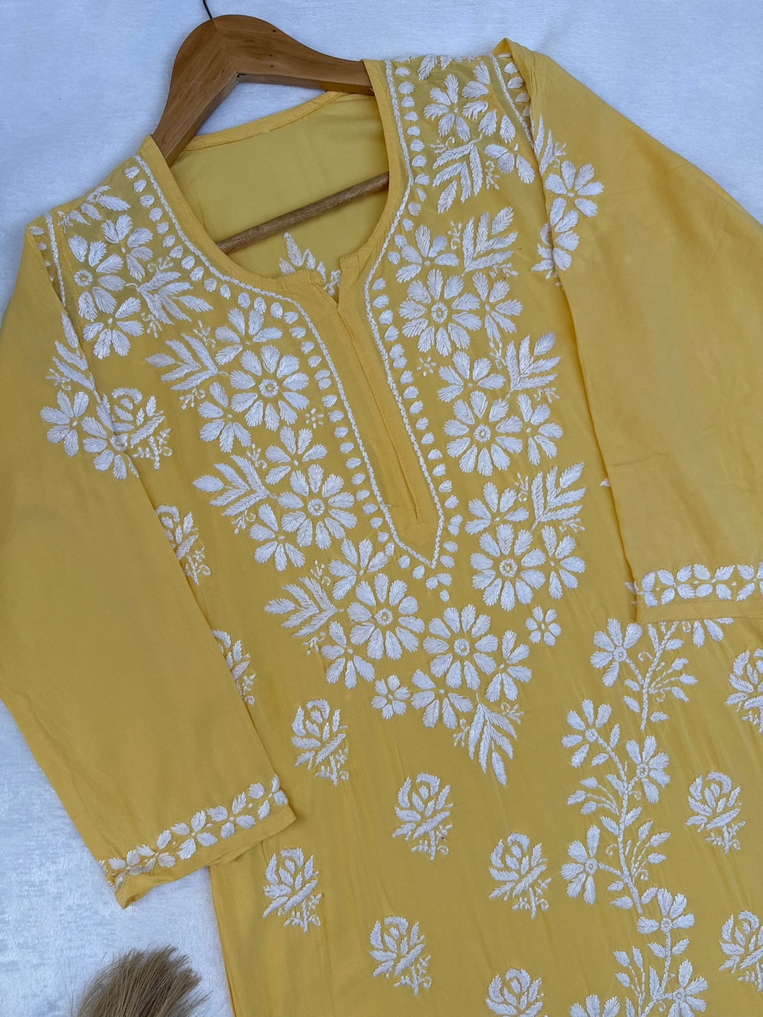 Zeenat Modal Chikankari Long Kurta