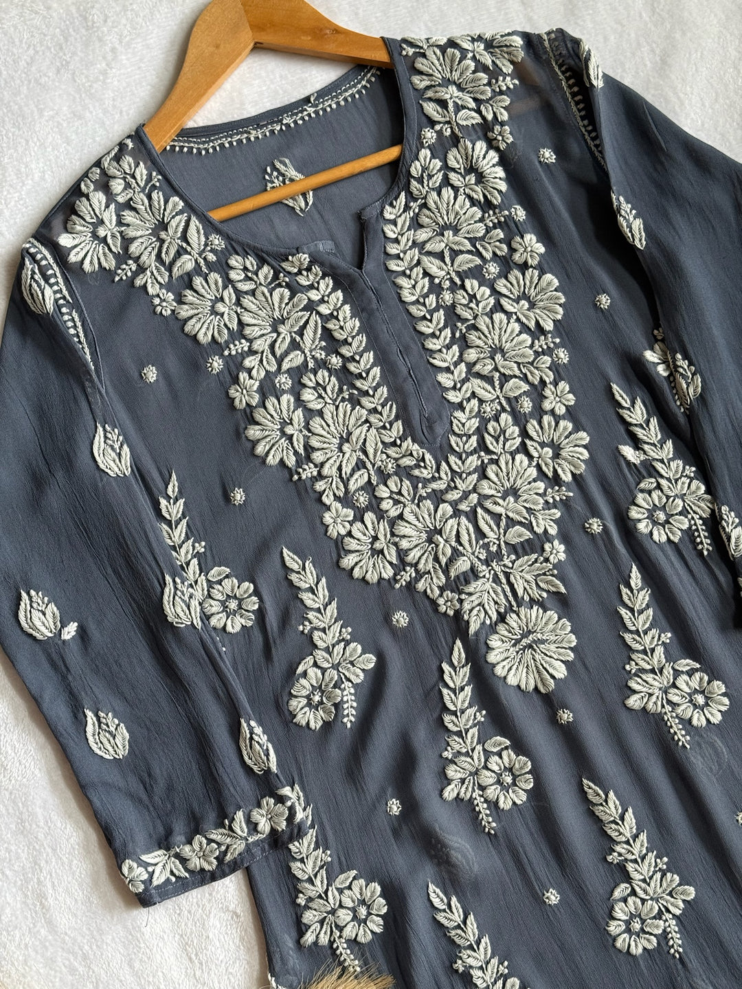Jannat Viscose Georgette Kurta With 3D Handwork