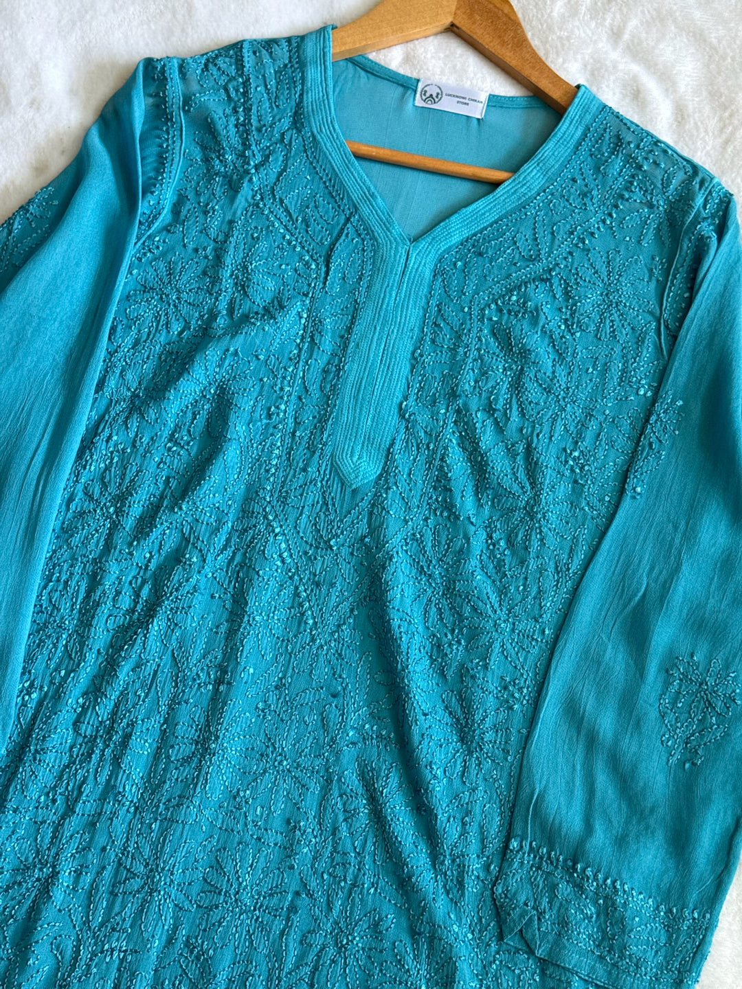 Viscose Georgette Resham Thread Embroidery Chikankari Kurta