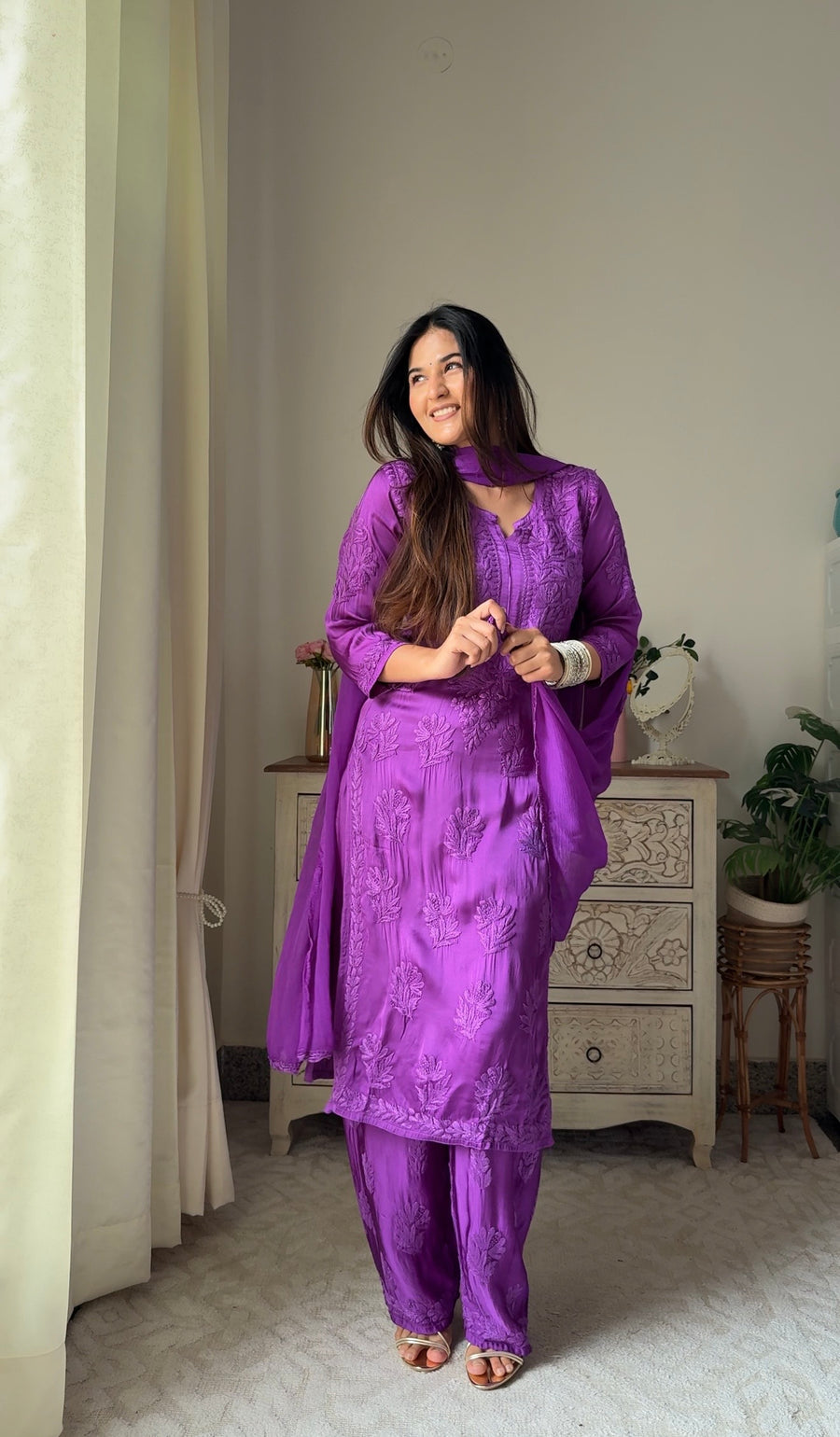 Swati Rathi In Inaya Satin Chikankari Kurta Set With 3D Handwork