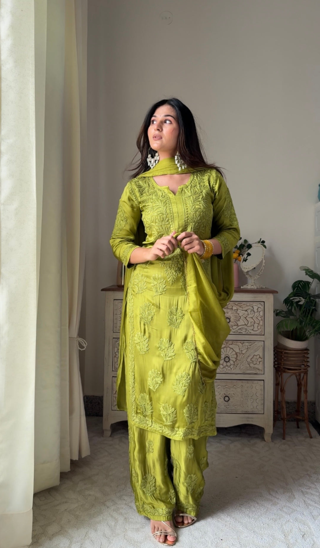 Swati Rathi In Inaya Satin Chikankari Kurta Set With 3D Handwork
