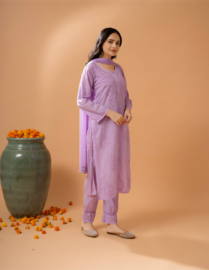 Haniya Mulmul Cotton Chikankari Set