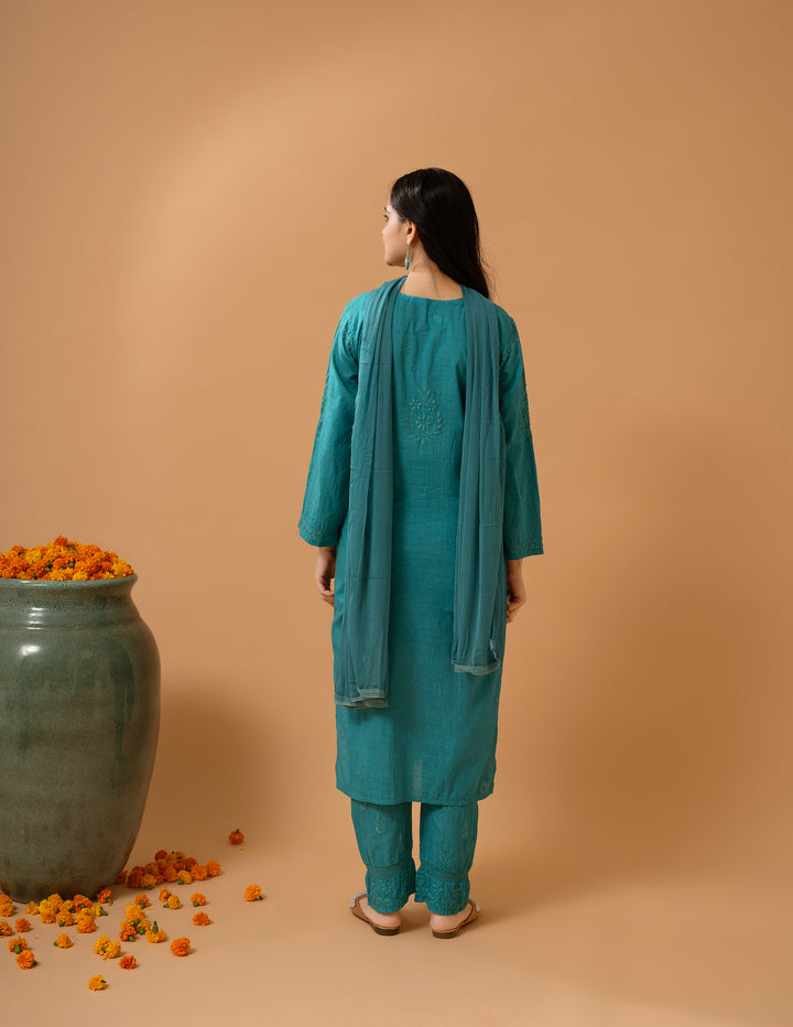 Haniya Mulmul Cotton Chikankari Set