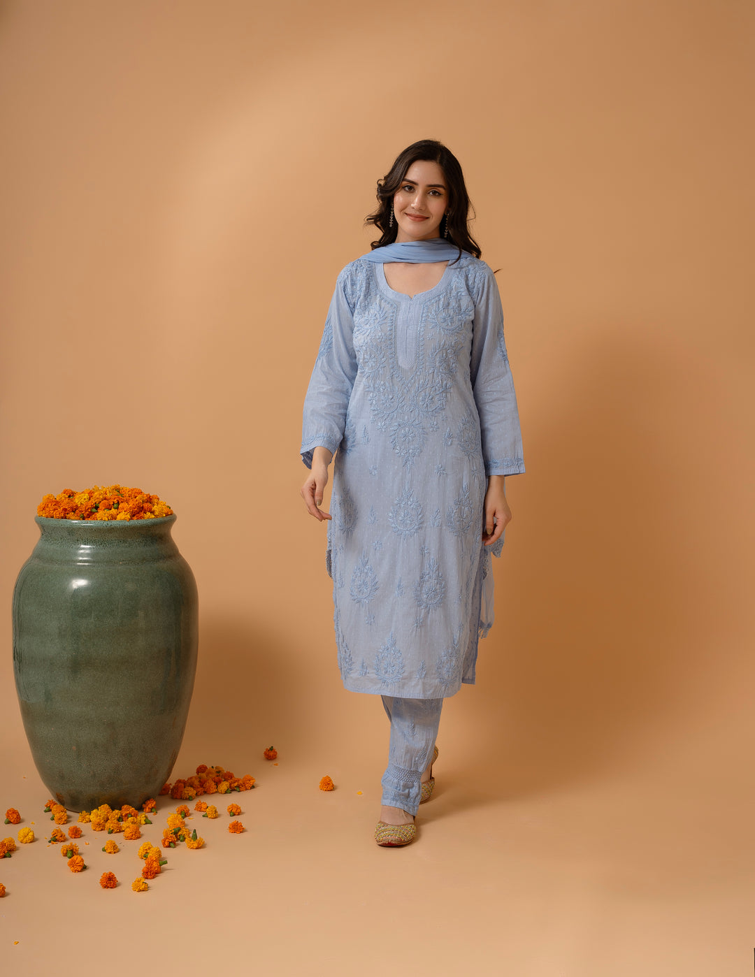 Haniya Mulmul Cotton Chikankari Set