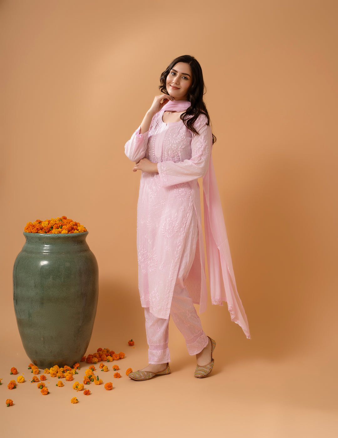 Haniya Mulmul Cotton Chikankari Set