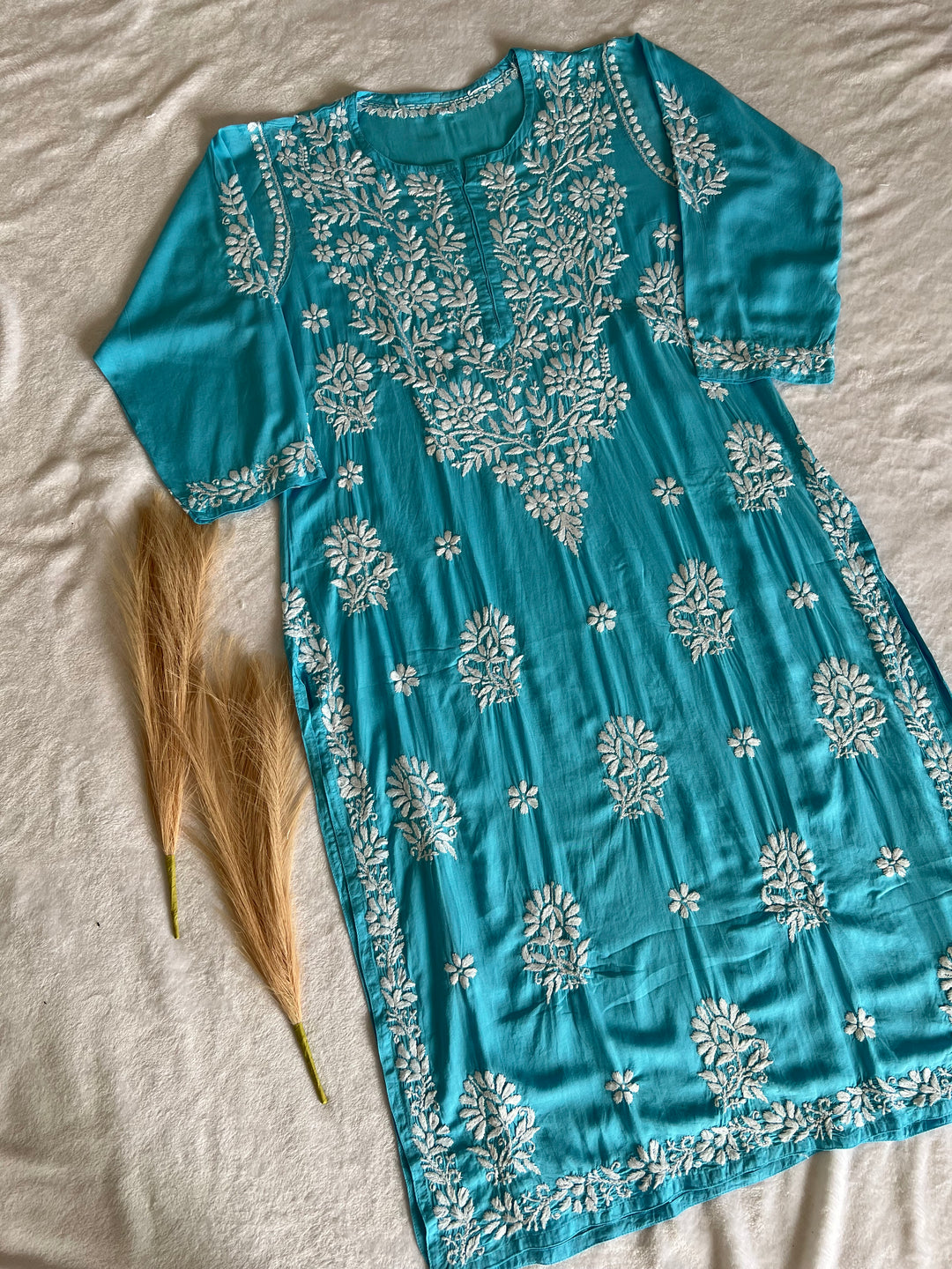 Modal Aliya Kurta