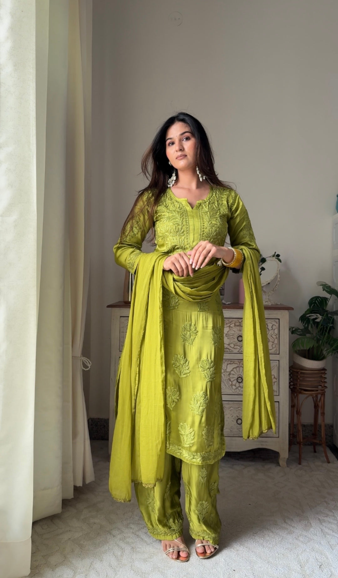 Swati Rathi In Inaya Satin Chikankari Kurta Set With 3D Handwork