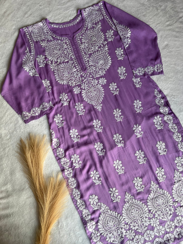 Modal Aisha Chikankari Kurta