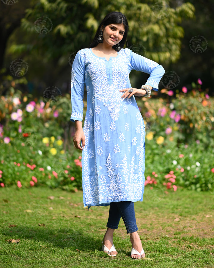 Modal Eliza Kurta