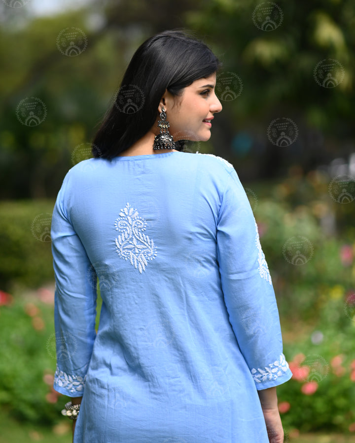 Modal Eliza Kurta