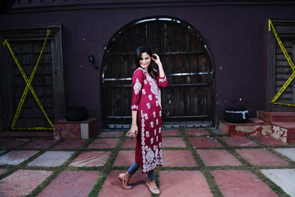 Modal Aisha Chikankari Kurta