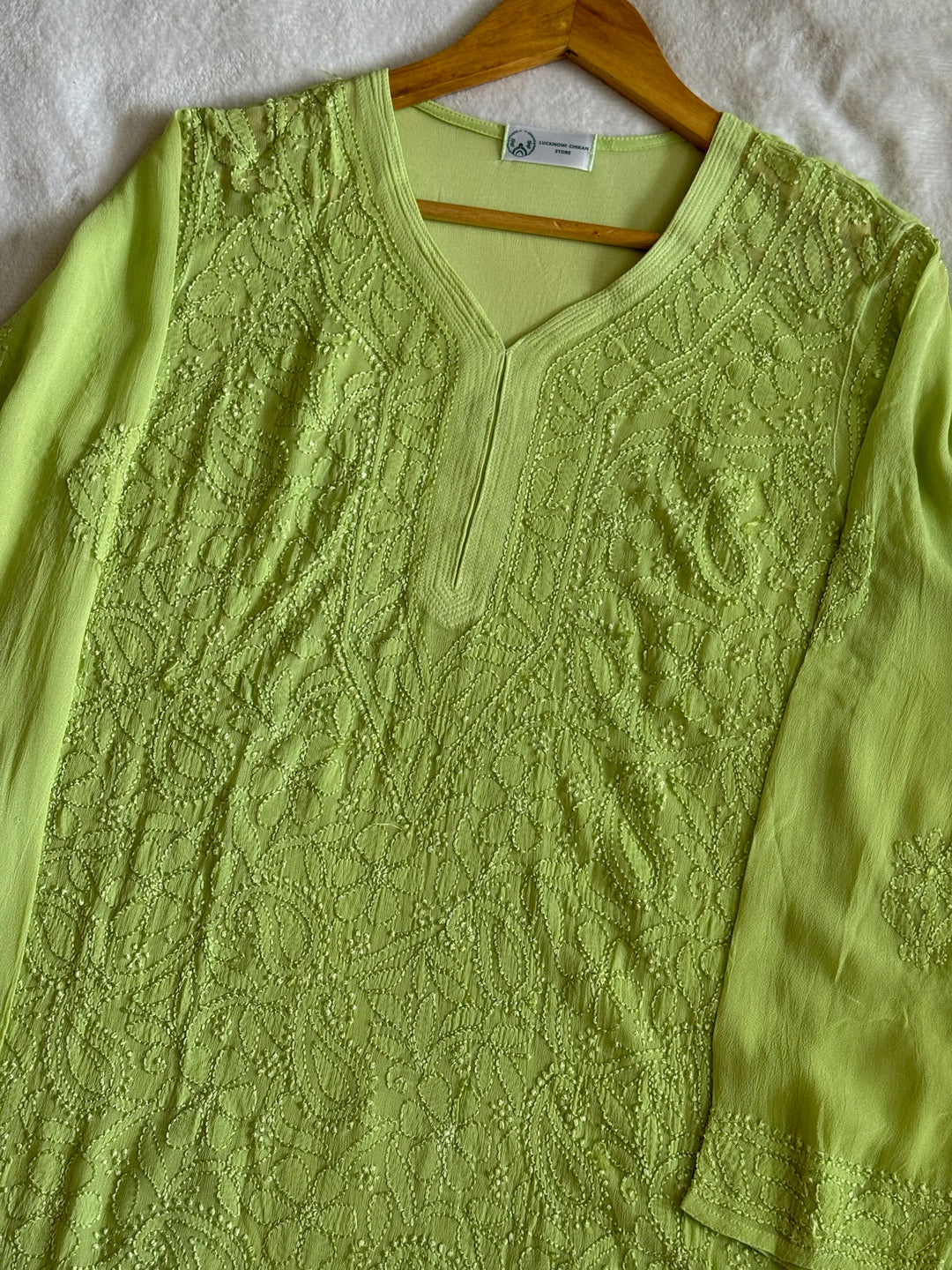 Viscose Georgette Resham Thread Embroidery Chikankari Kurta