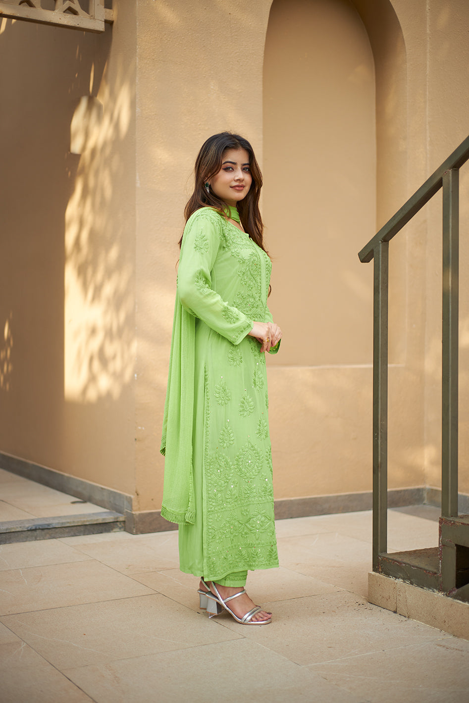 Viscose Georgette Straight Kurta Set With 3D Hand Work