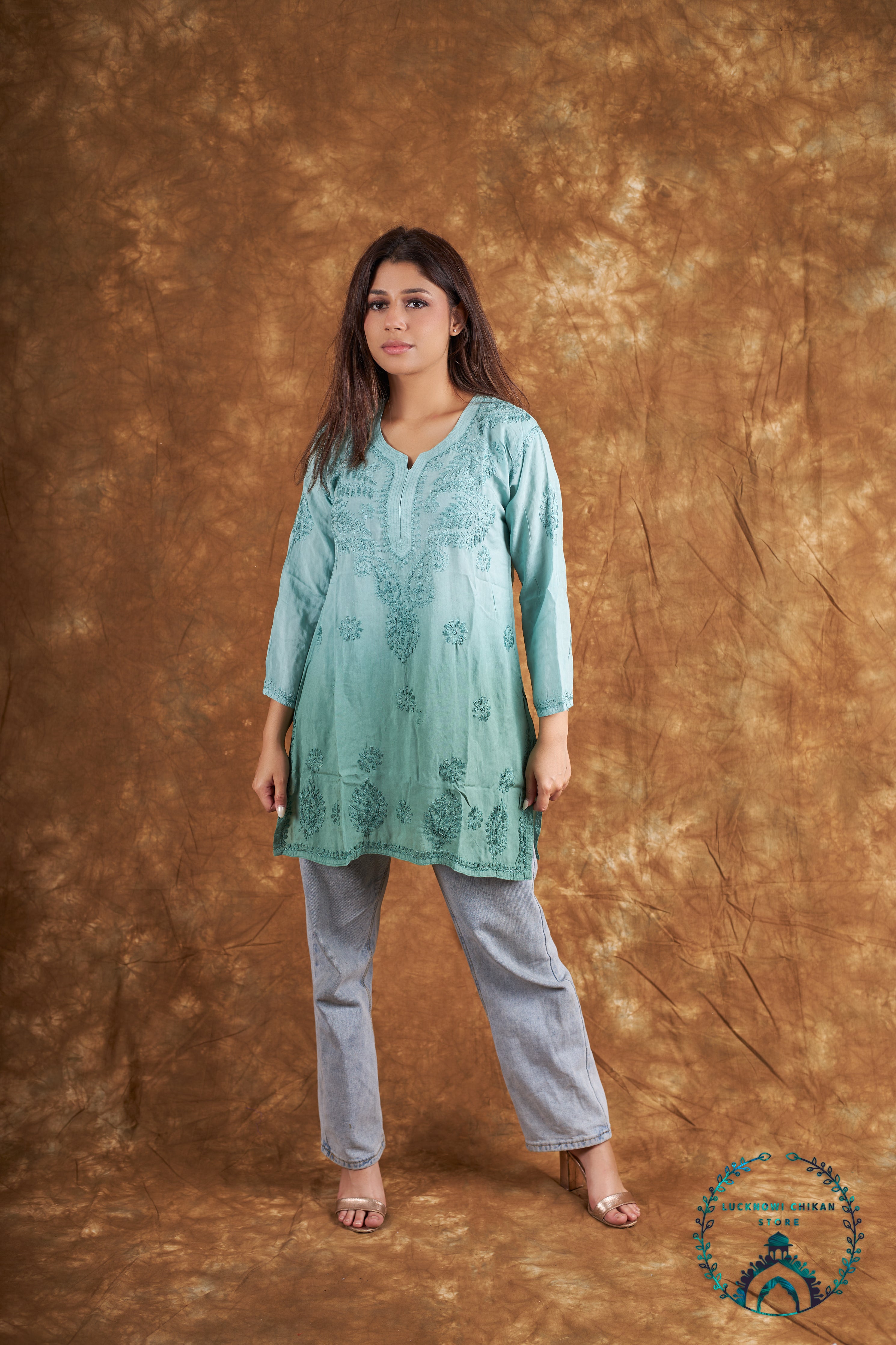 Chikan kurtis online best sale