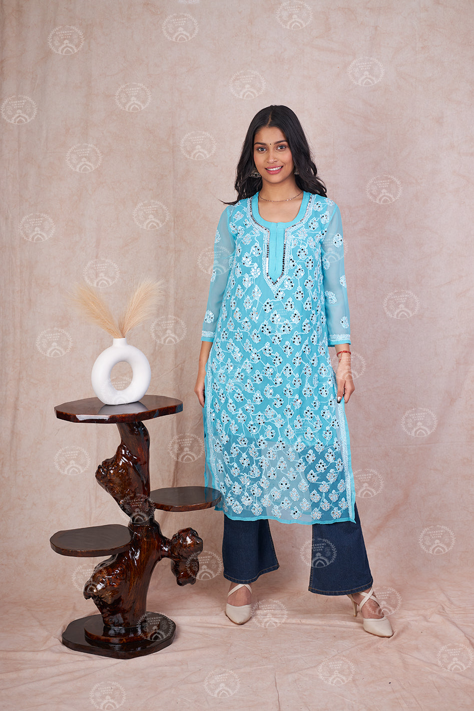 Georgette Booti Jaal Mirror Kurta