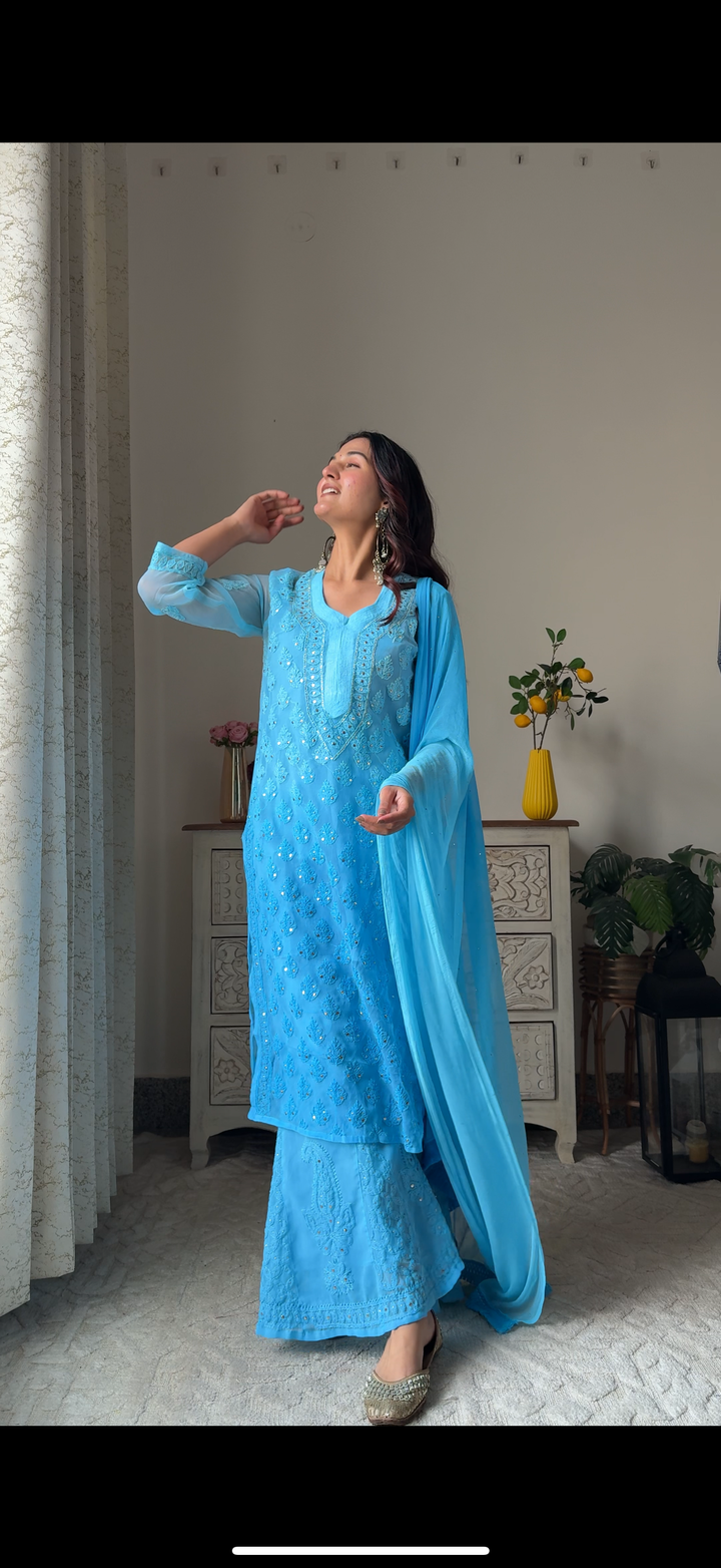 lucknowi chikankari kurti set