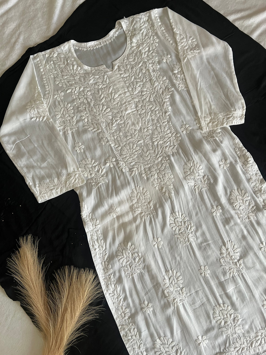 lucknowi chikan long kurta