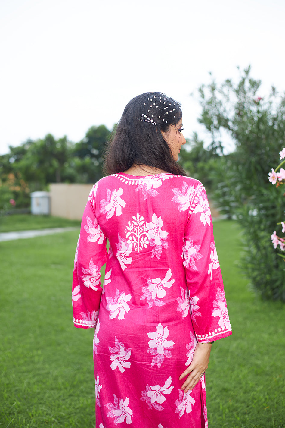 lucknowi chikan long kurta