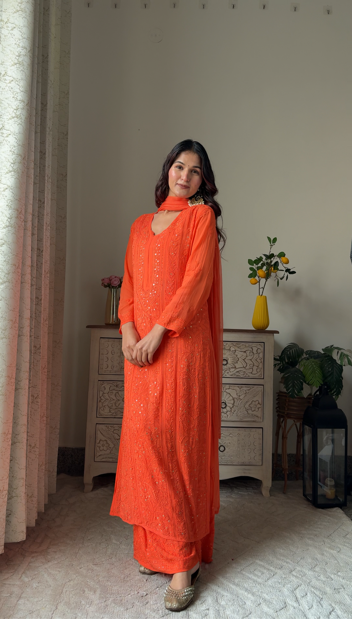 chikan lucknowi kurti