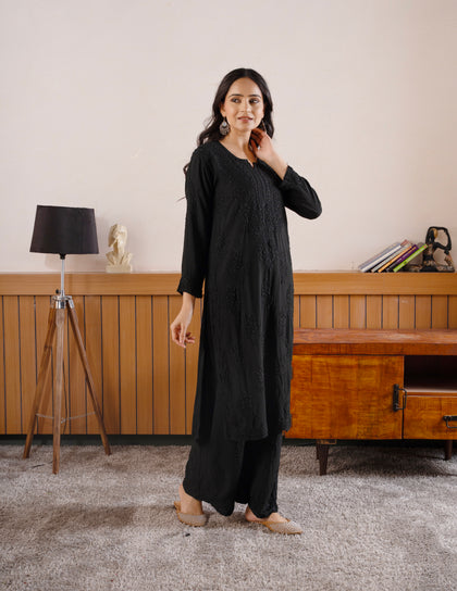 lucknow chikankari kurta