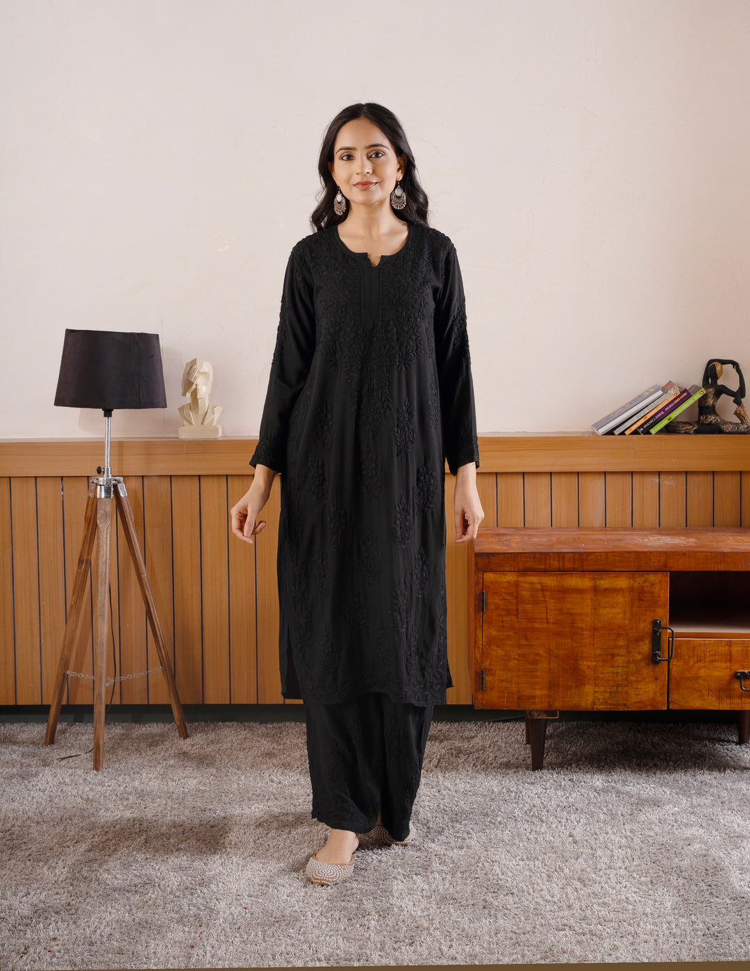 lucknow chikankari kurta