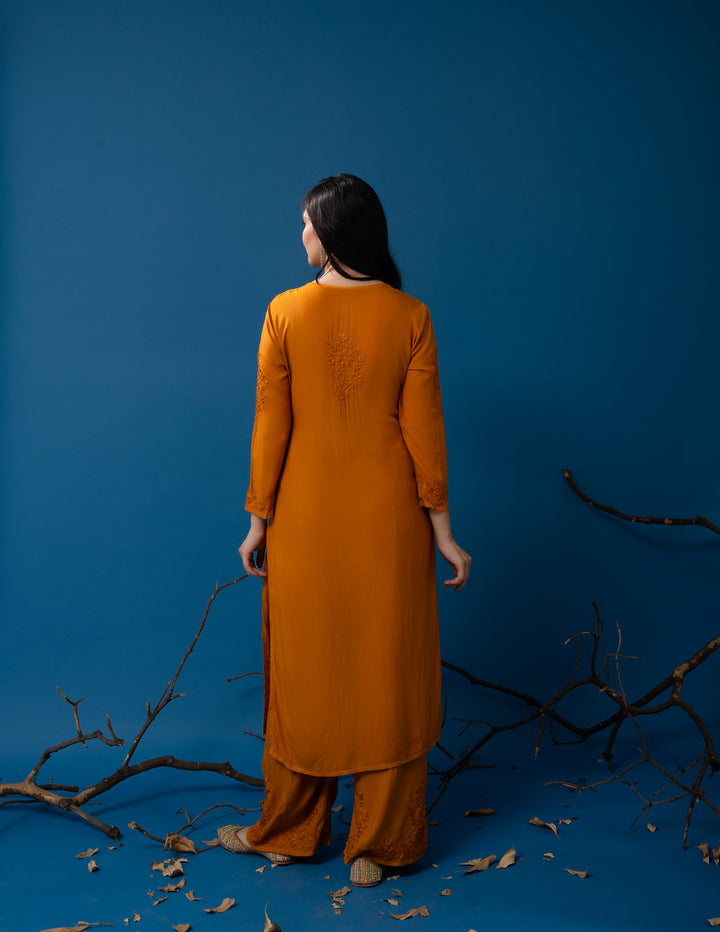 lucknowi chikan kadai kurti