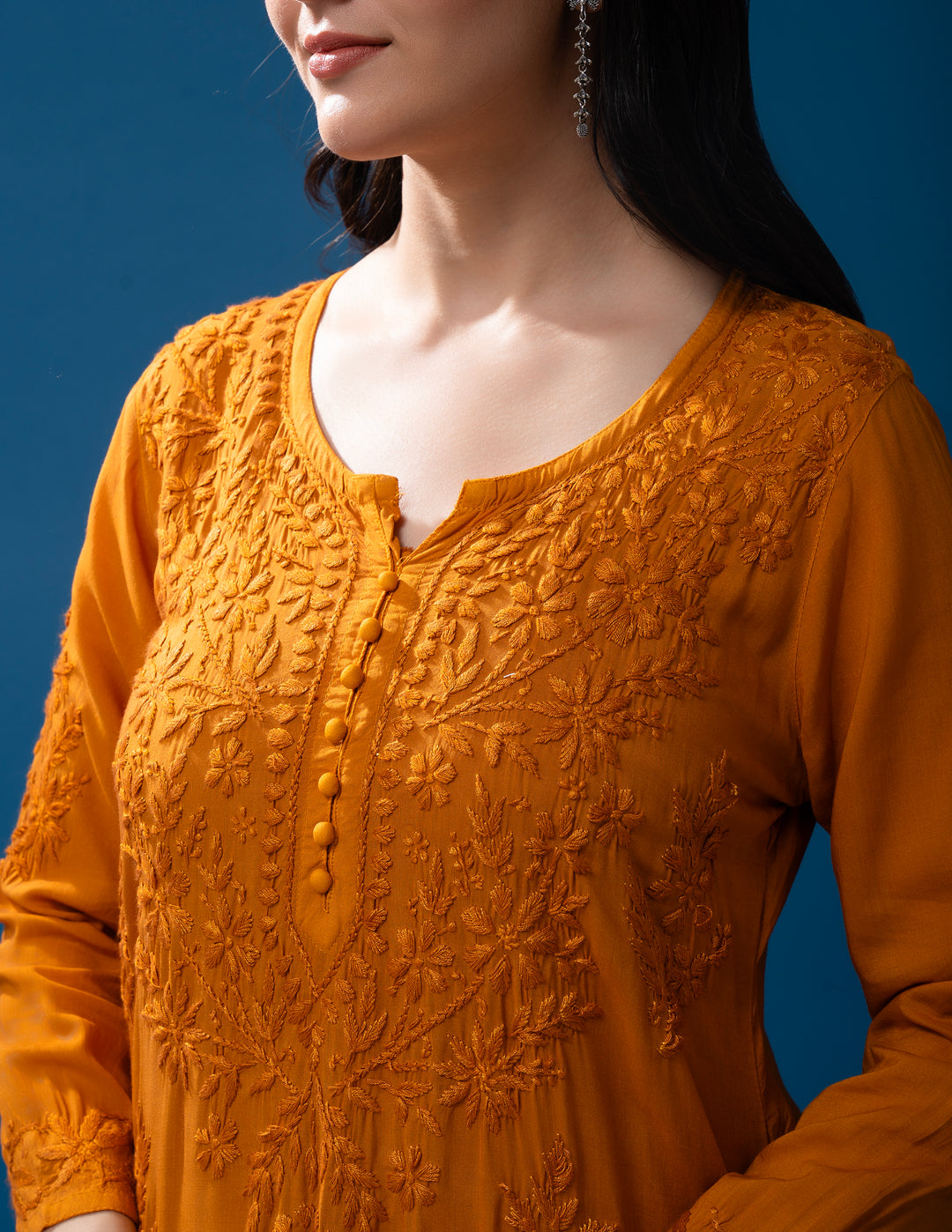 lucknowi chikan kadai kurti