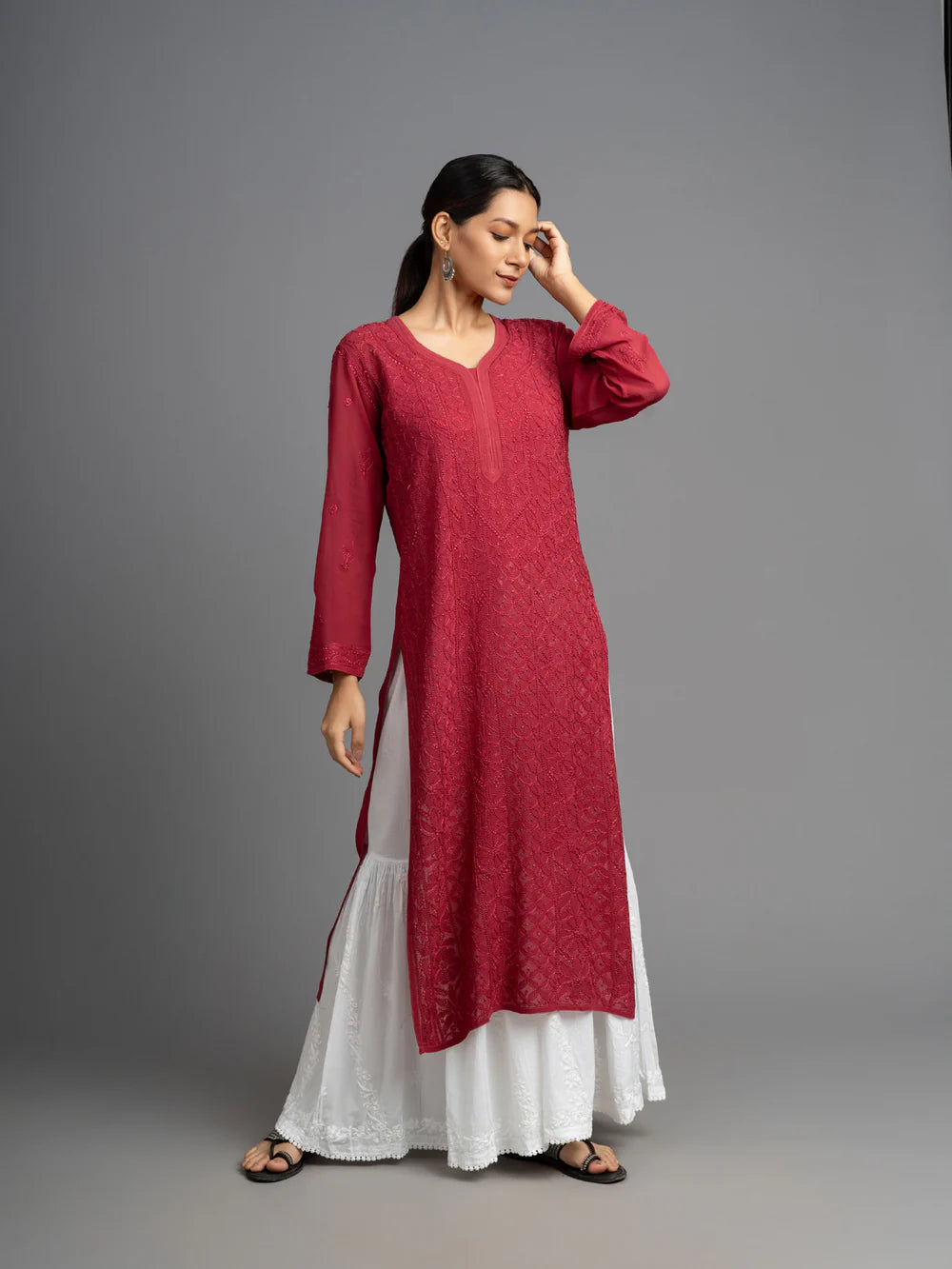 viscose chikankari kurti