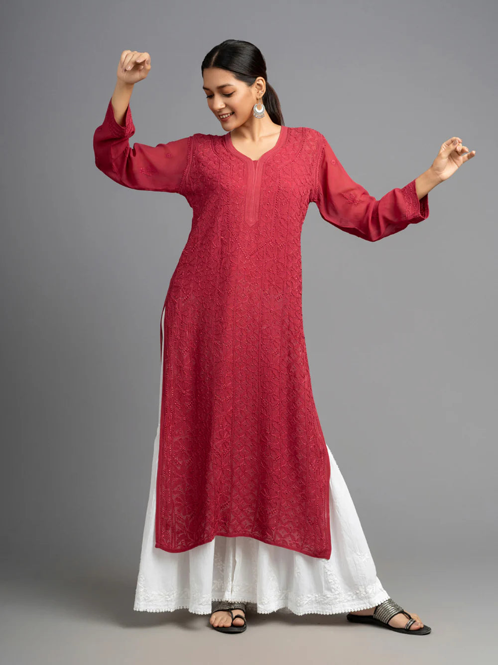 viscose chikankari kurti
